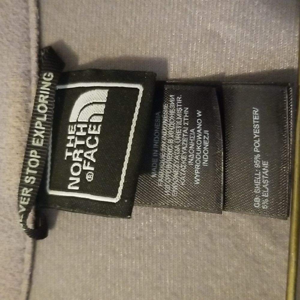 North Face Softshell Jacket - image 4